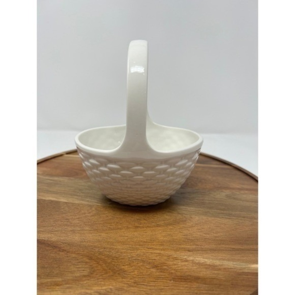 White Ceramic Basket Trinket Dish Handle‎ Holder Small Decor Accent